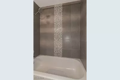 1589 Lee Terrace #F7, Wickliffe, OH 44092 - Photo 20