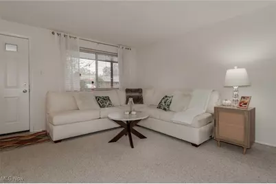 1589 Lee Terrace #F7, Wickliffe, OH 44092 - Photo 4