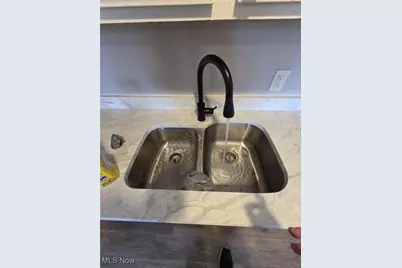 16610 Priebe Avenue, Loveland, OH 44128 - Photo 6