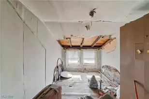 1146 Wooster Road North, Barberton, OH 44203 - Photo 12