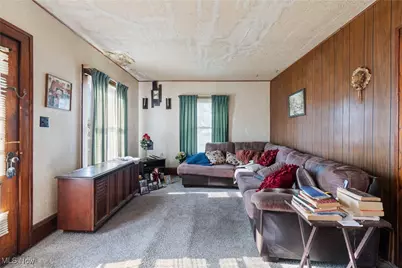 1146 Wooster Road N, Barberton, OH 44203 - Photo 2