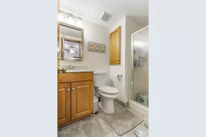 540 Meredith Lane, Cuyahoga Falls, OH 44223 - Photo 12