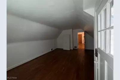 895 Rondel Road, Loveland, OH 44110 - Photo 8