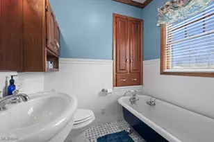 576 W Ohio Ave, Sebring, OH 44672 - Photo 32