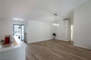 10344 Sudbury Cir NW, North Canton, OH 44720 - Photo 2