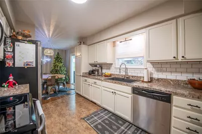 6045 Cleveland Avenue SE, East Sparta, OH 44626 - Photo 8