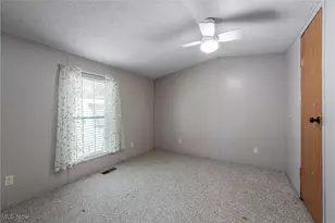 237 Amherst Mobile Home, Amherst, OH 44001 - Photo 22