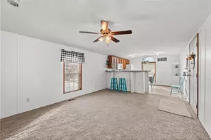 237 Amherst Mobile Home, Amherst, OH 44001 - Photo 4