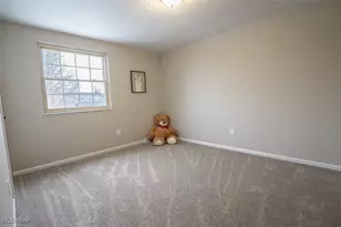 2798 E Celeste View Dr, Stow, OH 44224 - Photo 16