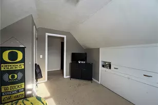 329 37th St NW, Canton, OH 44709 - Photo 32