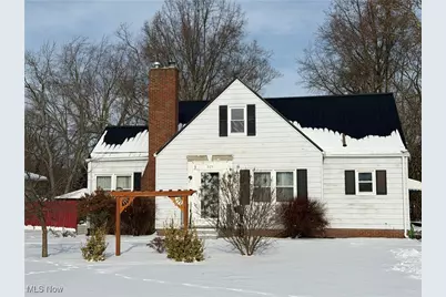 329 37th Street NW, Canton, OH 44709 - Photo 2