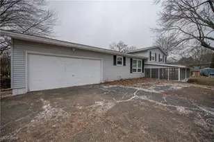 7180 Woodell Ave NE, Canton, OH 44721 - Photo 30