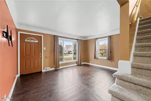 625 Pendley Rd, Willowick, OH 44095 - Photo 4