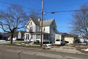 346 W State St, Newcomerstown, OH 43832 - Photo 2