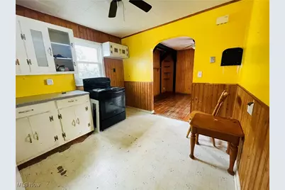 3212 12th Street NW, Canton, OH 44708 - Photo 8