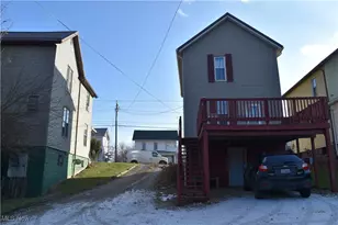 613 E Main St, Barnesville, OH 43713 - Photo 16