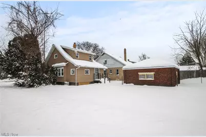 2003 E Midlothian Boulevard, Youngstown, OH 44502 - Photo 4