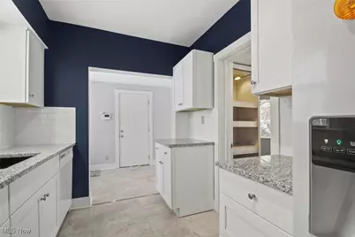 2003 E Midlothian Boulevard, Youngstown, OH 44502 - Photo 8