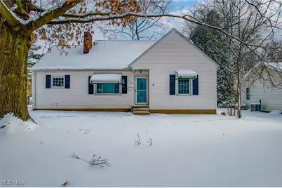 555 Highland Avenue, Wadsworth, OH 44281 - Photo 1