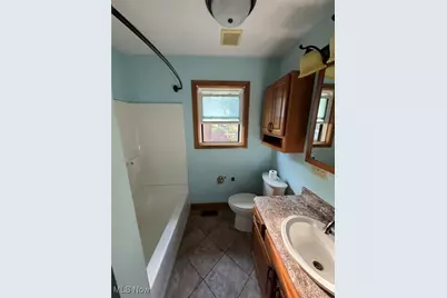 3001 Blair Avenue, Ashtabula, OH 44004 - Photo 8