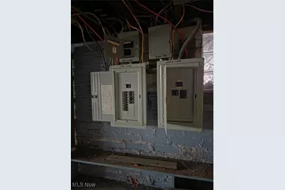 1045 Carlyon Road, East Cleveland, OH 44112 - Photo 20