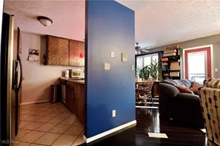 32715 Willow Brook Ln, North Ridgeville, OH 44039 - Photo 8