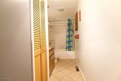 32715 Willow Brook Lane, North Ridgeville, OH 44039 - Photo 18