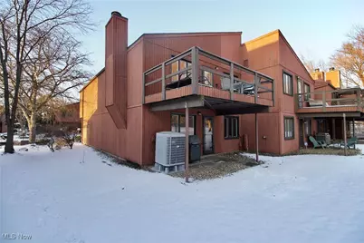 32715 Willow Brook Lane, North Ridgeville, OH 44039 - Photo 2