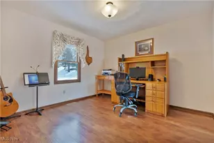 9534 Garden Park Cir NW, Uniontown, OH 44685 - Photo 10