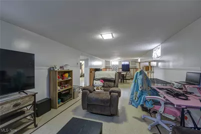 14205 Highlandview Avenue, Loveland, OH 44135 - Photo 34