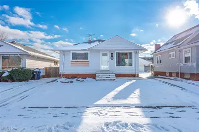 14205 Highlandview Avenue, Loveland, OH 44135 - Photo 2