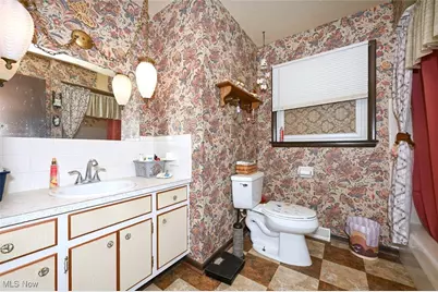 1830 B Street, Akron, OH 44312 - Photo 22