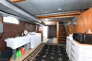 1830 B St, Akron, OH 44312 - Photo 24