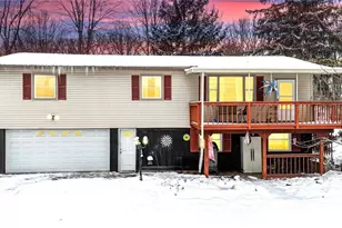 1830 B St, Akron, OH 44312 - Photo 2