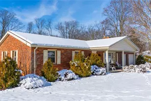 67156 S Almar Ln, St Clairsville, OH 43950 - Photo 2