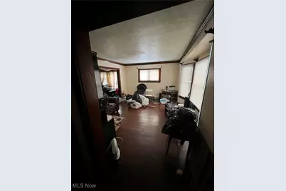 10508 Shale Avenue, Loveland, OH 44104 - Photo 2