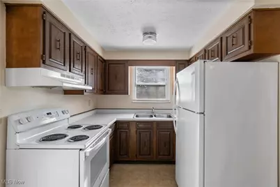 210-212 Anna Avenue NW, Canton, OH 44708 - Photo 12