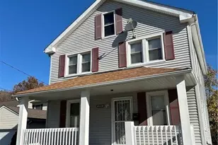 1733 Robindale St, Wickliffe, OH 44092 - Photo 2