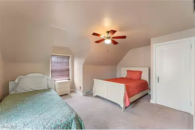 276 S Cadillac Drive, Boardman, OH 44512 - Photo 16