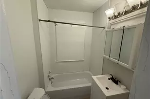 1028 E 146th St, Loveland, OH 44110 - Photo 16