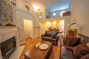 2042 W Reserve Cir, Avon, OH 44011 - Photo 4