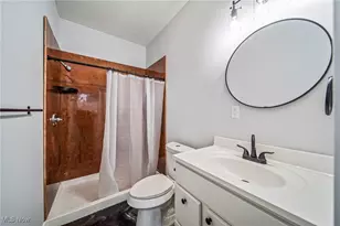 10226 Kempton Ave, Loveland, OH 44108 - Photo 38