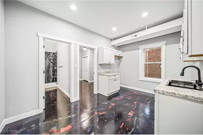 10226 Kempton Avenue, Loveland, OH 44108 - Photo 22