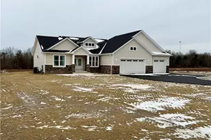 6916 S Raccoon Rd, Canfield, OH 44406 - Photo 2