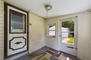 447 Spaulding St, Akron, OH 44310 - Photo 36