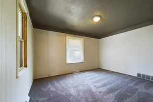 447 Spaulding St, Akron, OH 44310 - Photo 8