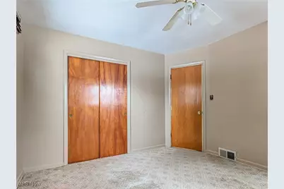 2660 Conrad Avenue, Akron, OH 44314 - Photo 14