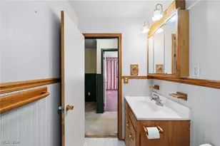 10560 Auburn Rd, Chardon, OH 44024 - Photo 22