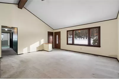 10560 Auburn Road, Chardon, OH 44024 - Photo 4