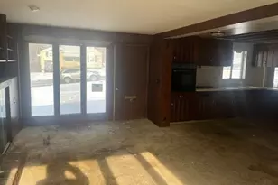 708 W Maple St, North Canton, OH 44720 - Photo 8